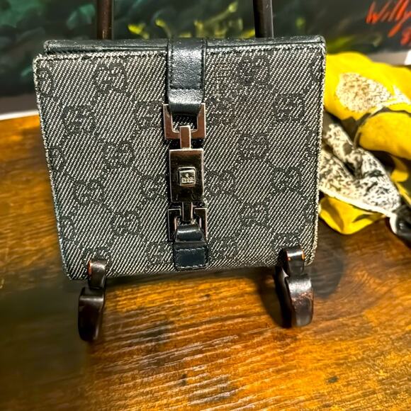 9/10 Gucci GG Denim Monogram Tote Bag FREE Denim Gucci Wallet - Picture 3 of 11